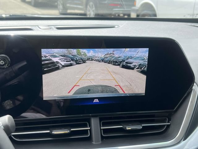 Certified 2024 Chevrolet Trax LT w/ Driver Confidence Package FWD image 28