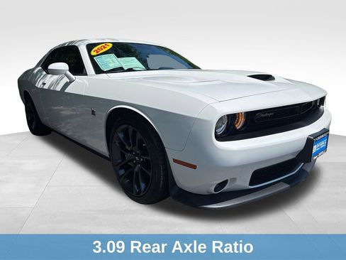 Used 2021 Dodge Challenger R/T Scat Pack RWD image 10