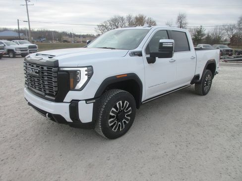 New 2026 GMC Sierra 3500 Denali Ultimate image 11