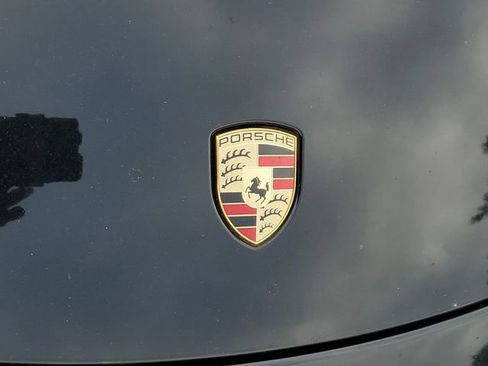 Used 2018 Porsche 718 Cayman S RWD image 10