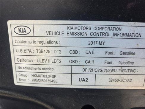 Used 2017 Kia Sedona SX FWD image 21