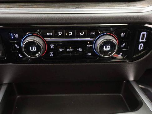 Used 2024 Chevrolet Silverado 1500 LTZ AWD/4WD image 39