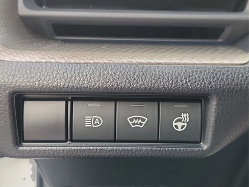 Certified 2024 Toyota Prius XLE image 27