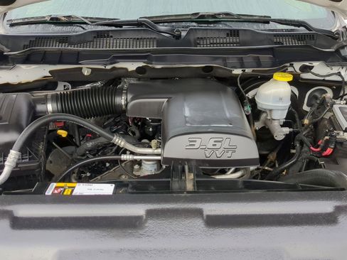 Used 2024 RAM 1500 Classic Warlock image 32