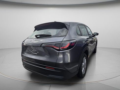 Used 2025 Honda HR-V LX image 3