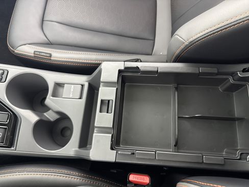 Used 2025 Subaru Crosstrek 2.5i Limited w/ Crosstrek Mirror Package image 36