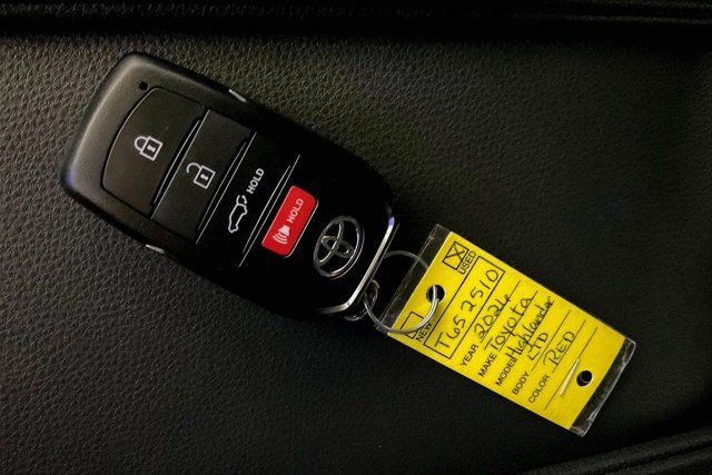 Certified 2026 Toyota Grand Highlander AWD Hybrid image 12