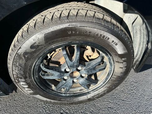 Used 2015 Toyota Prius Two image 31