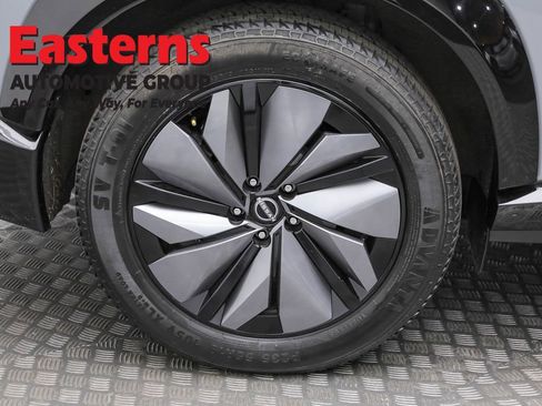 Used 2024 Nissan Ariya AWD image 31