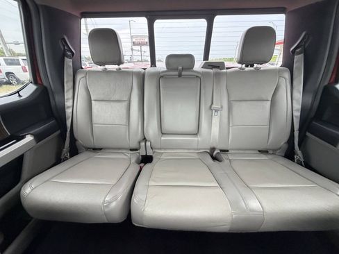 Used 2015 Ford F150 Lariat w/ Equipment Group 502A Luxury AWD/4WD image 25