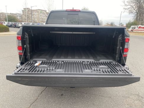 New 2026 Nissan Frontier SV w/ SV Convenience Package RWD image 5