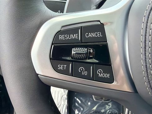 New 2026 BMW X5 xDrive50e w/ Executive Package AWD/4WD image 38
