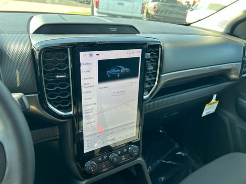 New 2025 Ford Ranger XLT w/ Equipment Group 301A High image 34