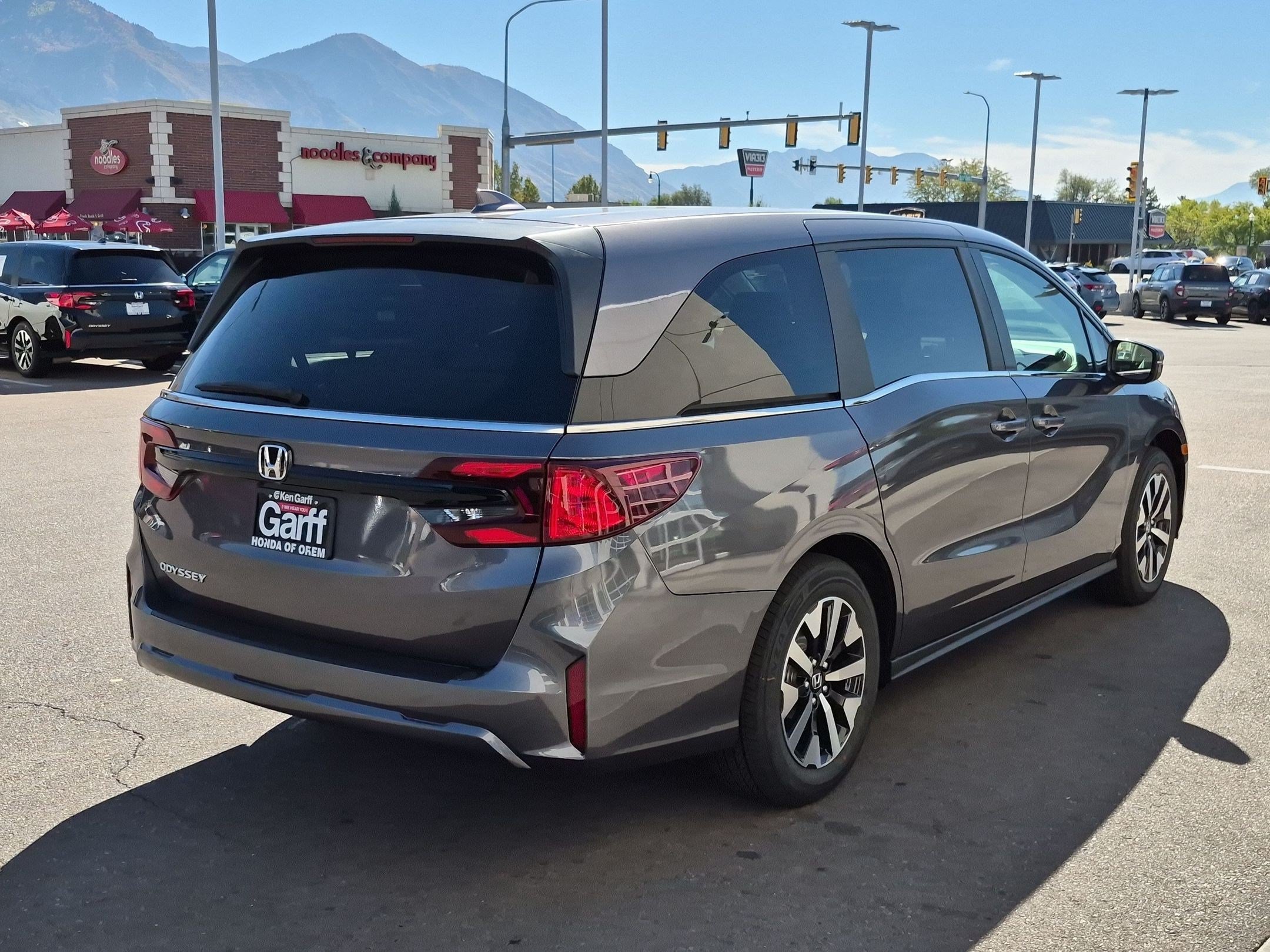 New 2027 Honda Odyssey EX-L image 3