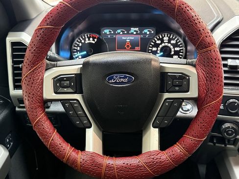 Used 2018 Ford F150 Lariat w/ Equipment Group 502A Luxury image 14