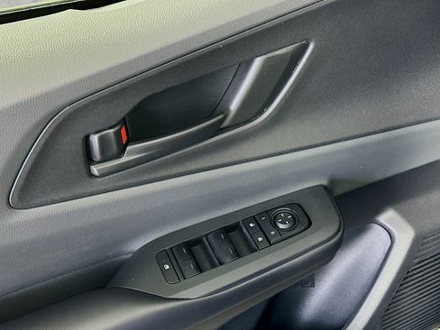 Used 2023 Toyota Prius LE image 15