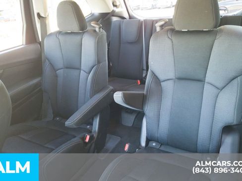 Used 2025 Subaru Ascent Premium AWD/4WD image 17