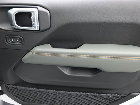 New 2026 Jeep Gladiator Mojave image 16