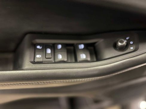 Used 2023 Jeep Grand Cherokee Limited AWD/4WD image 22
