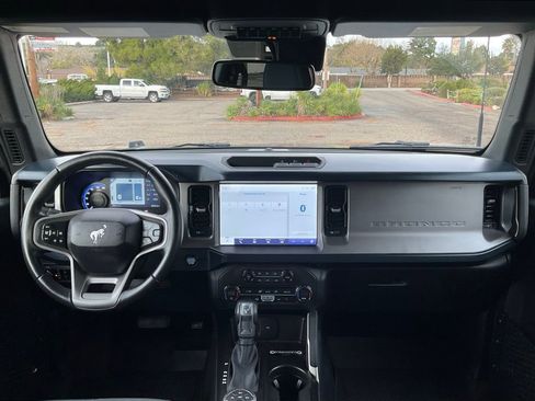 Used 2023 Ford Bronco Outer Banks image 32