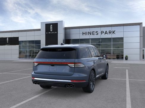 New 2026 Lincoln Aviator Reserve AWD/4WD image 8