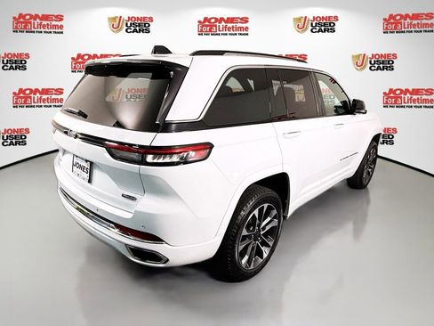 Used 2022 Jeep Grand Cherokee Overland image 18