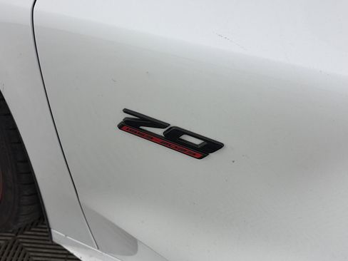 Used 2023 Chevrolet Corvette Stingray Premium Cpe w/ Z51 Performance Package image 18