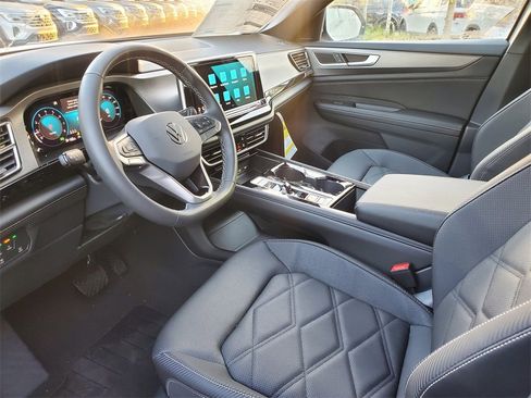 New 2026 Volkswagen Atlas Cross Sport SE image 7