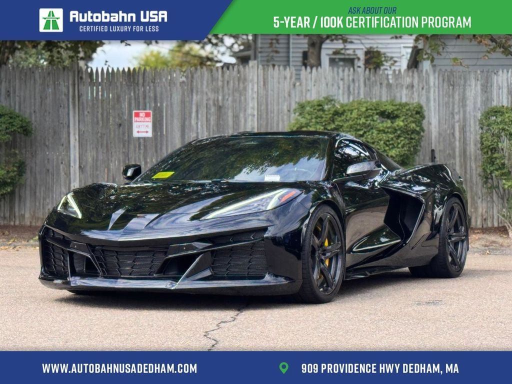 Used 2025 Chevrolet Corvette Z06 w/ Stealth Interior Trim Package RWD image 1