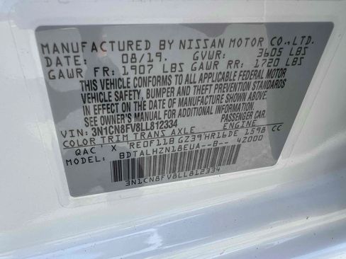 Used 2020 Nissan Versa SR FWD image 15