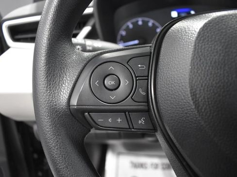 Used 2025 Toyota Corolla LE FWD image 24