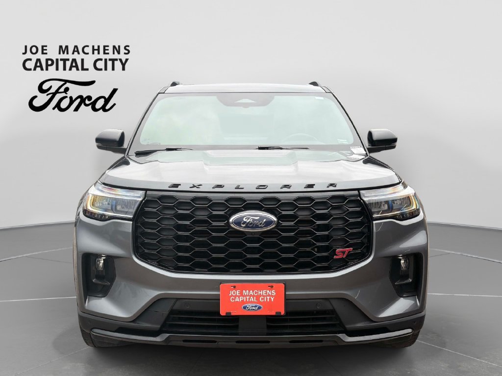 Used 2025 Ford Explorer ST AWD/4WD image 10
