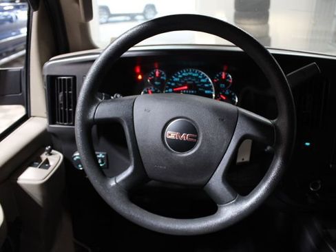 Used 2024 GMC Savana 3500 Extended image 23