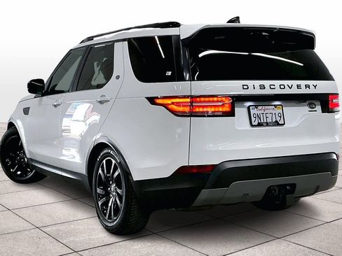 Used 2019 Land Rover Discovery HSE image 14