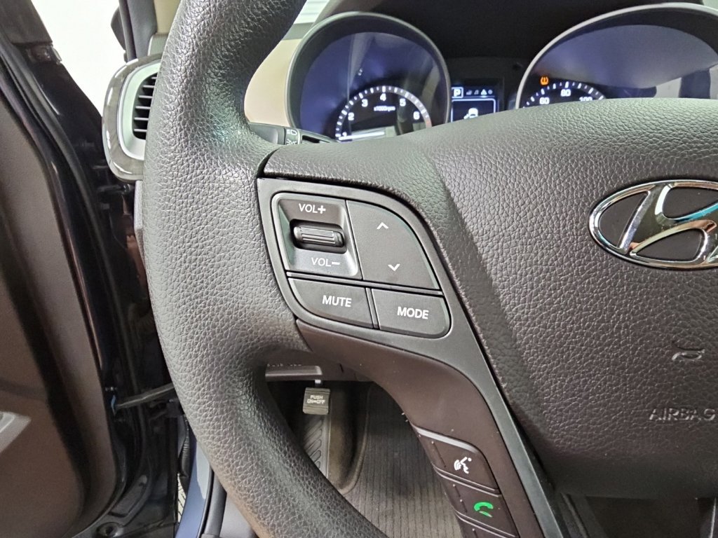 Used 2017 Hyundai Santa Fe Sport FWD image 25