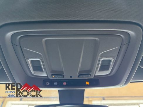 Used 2021 GMC Sierra 2500 SLE image 24