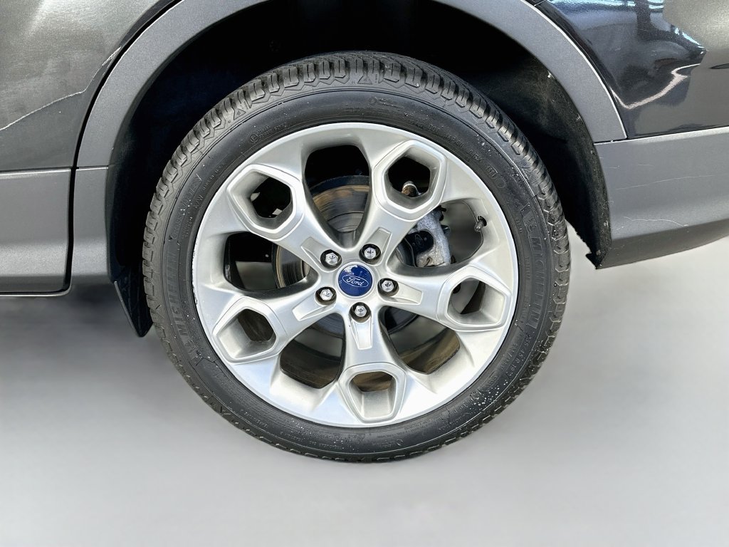 Used 2014 Ford Escape Titanium AWD/4WD image 32