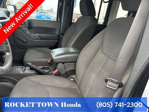 Used 2015 Jeep Wrangler Unlimited Sport w/ Trailer Tow Group AWD/4WD image 12