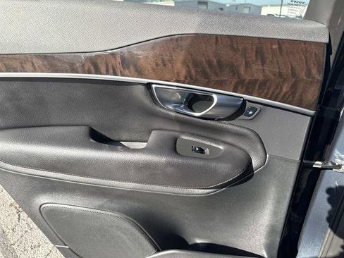 Used 2019 Volvo XC90 T6 Momentum w/ Advanced Package image 14