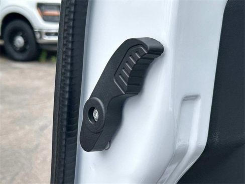 New 2025 Ford Transit 250 148 Medium Roof image 26