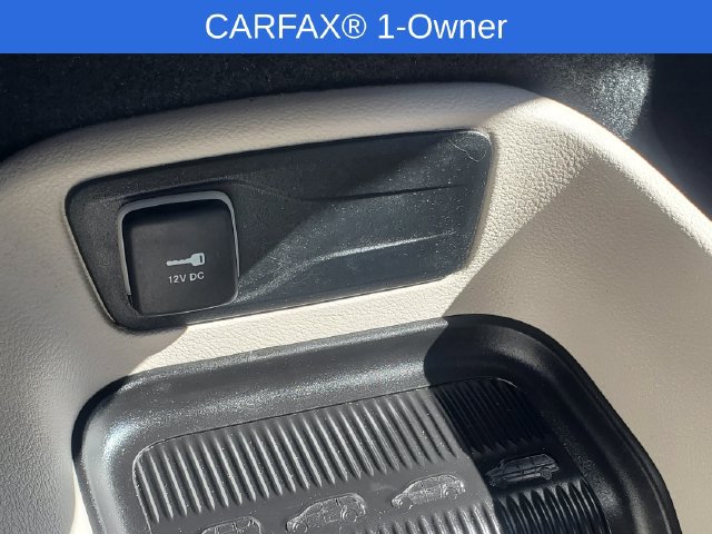 Used 2024 Chrysler Pacifica Touring-L FWD image 26