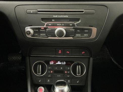 Used 2018 Audi Q3 2.0T Premium w/ Convenience Package FWD image 12