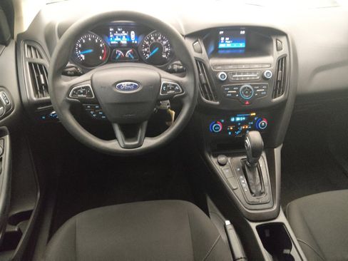 Used 2018 Ford Focus SE w/ Interior Protection Package FWD image 22