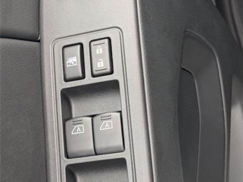 New 2026 Nissan Frontier SV image 12