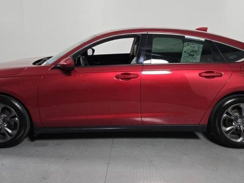 Used 2024 Honda Accord EX image 2
