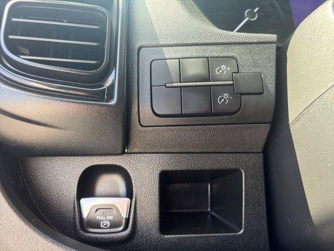Used 2023 RAM ProMaster 2500 FWD image 30