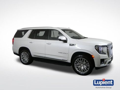 Used 2024 GMC Yukon Denali AWD/4WD image 1