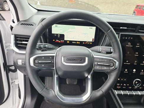 Used 2026 GMC Terrain Denali image 19