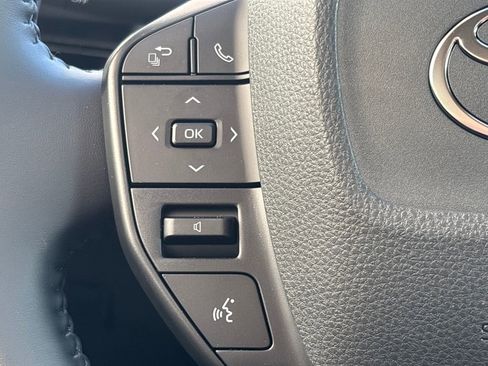 New 2026 Toyota Prius LE image 19