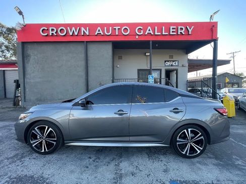 Used 2022 Nissan Sentra SR w/ SR Premium Package FWD image 6